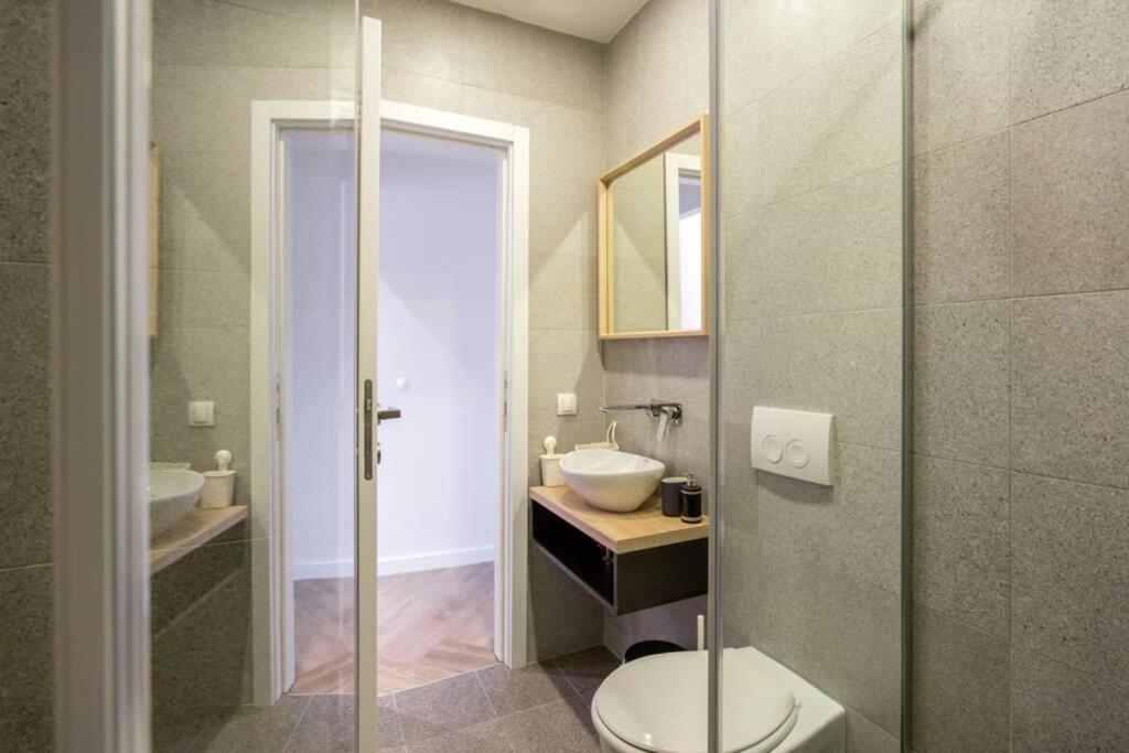 Old Town Apartment *